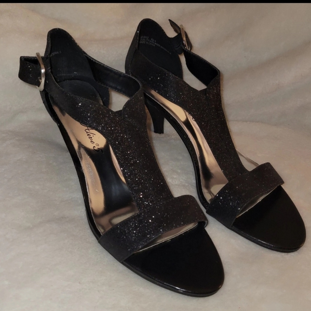 Women's Easy Street @ Alive 5 Black Glitter Glitz Dress Pumps - Size 8 1/2